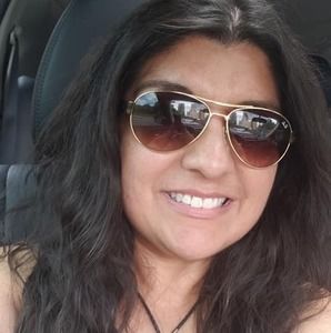 Meet your Posher, Noemi